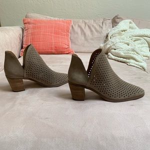 NWOB Lucky brand perforated suede booties